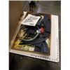 Image 2 : TYCO NITE GLOW SLOT CAR TRACK WITH CARS