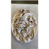 Image 2 : 2 WALL PLAQUES AND DECORATIVE BIRDFEEDER