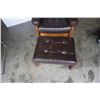 Image 2 : BLACK LEATHER MID CENTURY CHAIR WITH OTTOMAN