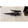 Image 2 : ROSEWOOD CARVED ALIGATORS AND 2 ELEPHANT BOOKENDS