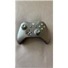 Image 2 : XBOX ONE WIRELESS CONTROLLER - WORKING, NO BATTERY COVER
