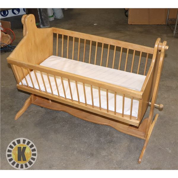 LARGE BABY ROCKING BED