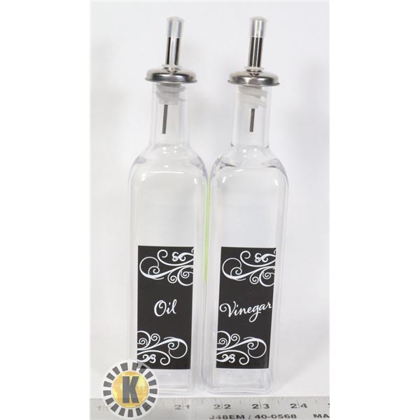 NEW OIL AND VINEGAR DECORATIVE BOTTLE SET