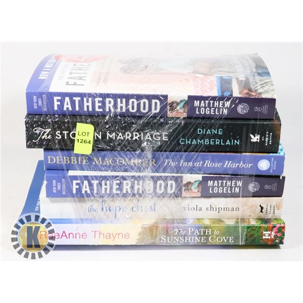 BUNDLE OF ASSORTED BOOKS