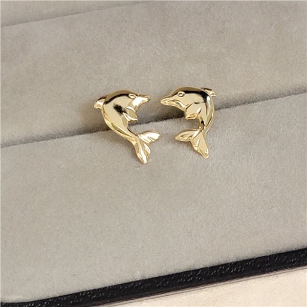 14K YELLOW GOLD  EARRINGS MADE IN CANADA