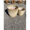 Image 1 : 2 planter pots