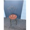 Image 1 : Vanity stool