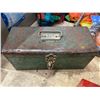 Image 2 : Tool box and contents