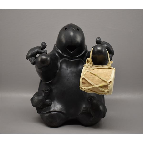NATIVE AMERICAN CHEROKEE POTTERY TURTLE SIGNED