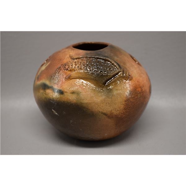 NATIVE AMERICAN NAVAJO POTTERY BOWL BY BETTY MANYGOATS