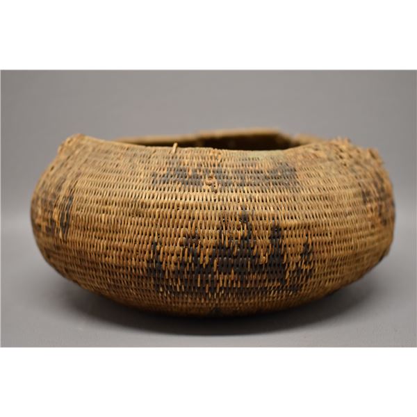 NATIVE AMERICAN MIADU BASKETRY BOWL