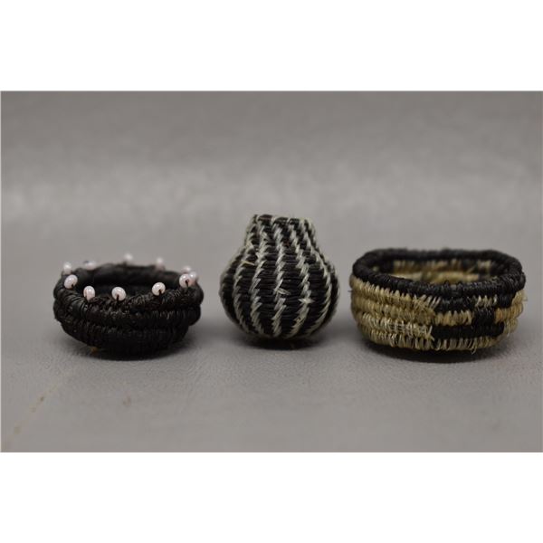 THREE NATIVE AMERICAN PAPAGO HORSE HAIR BASKETS