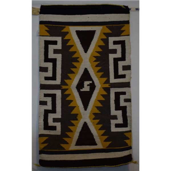 NATIVE AMERICAN NAVAJO TEXTILE ATTRIBUTED TO ELLA GOULD