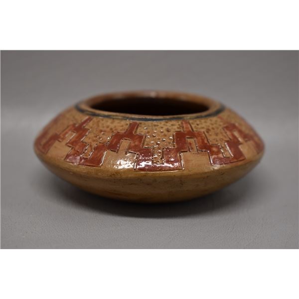 NATIVE AMERICAN NAVAJO POTTERY BOWL BY LORAIN WILLIAMS