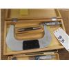 Image 3 : Links Micrometer 4-5 , KAR Micrometer 2-3