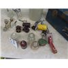 Image 3 : Hard Suitcases, Crockery Jug, Door Knobs, Insulators, Plus More!