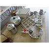 Image 2 : Alum Kettle, Baking Tins, Enamel Crisper, Plus More!