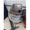 Image 2 : (AR) 2 Craftsman Shop Vacs 1) 45 Litre & 1) 6.5 Ga