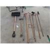 Image 1 : 8 Yard Tools, Axe Scraper, Edger, Branch Cutter Hoe, Scuffler