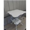 Image 2 : (LF) Painted Parlor Table 29" x 24" x 24"