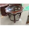 Image 2 : 2 Drum Style End Tables 1) 21" x 21" x 24" 1) 21" x 24" x 24"