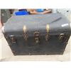 Image 1 : Trunk w 2 Trays 24" x 36" x 20"