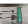 Image 2 : 7 Yard Tools, Splitting Axe, Spade, & Push Shovels, 3 Rakes, & Scufflers