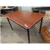 Image 2 : Kitchen Table
