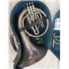 Image 2 : Cdn Professional French Horn w Case