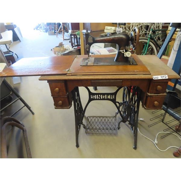 Singer Treadle Sewing machine