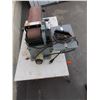 Image 3 : Delta 4"Belt 6" Disc Sander - on workmate stand