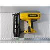 Image 1 : Dewalt Nailer - no battery