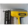 Image 2 : Dewalt Nailer - no battery