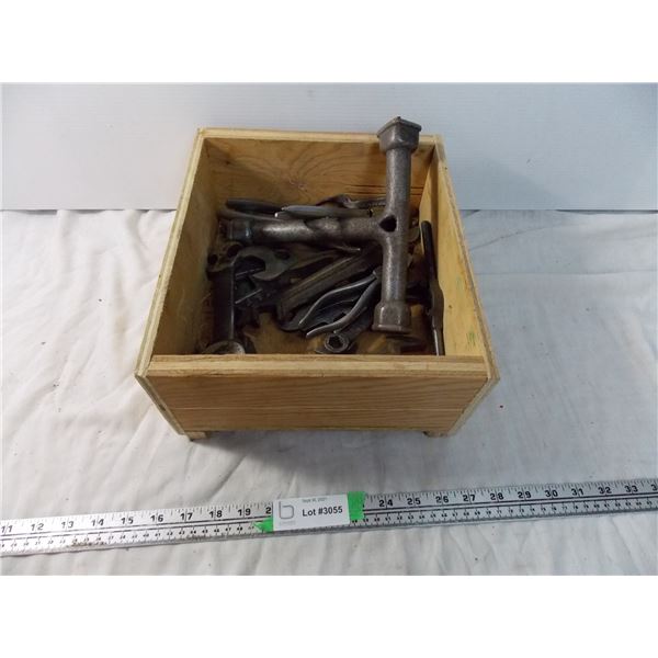 Wood box with Specialty Tools