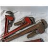 Image 3 : 5 pipe wrenches