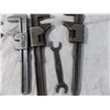 Image 5 : 4 Ford Branded Crescent wrenches + 6 double sided wrenches