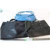 Image 1 : 3 textured handbags