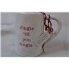 Image 3 : Jingling mugs with mini sleigh