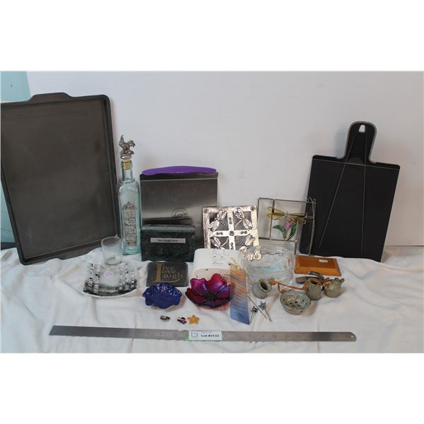 Various household objects