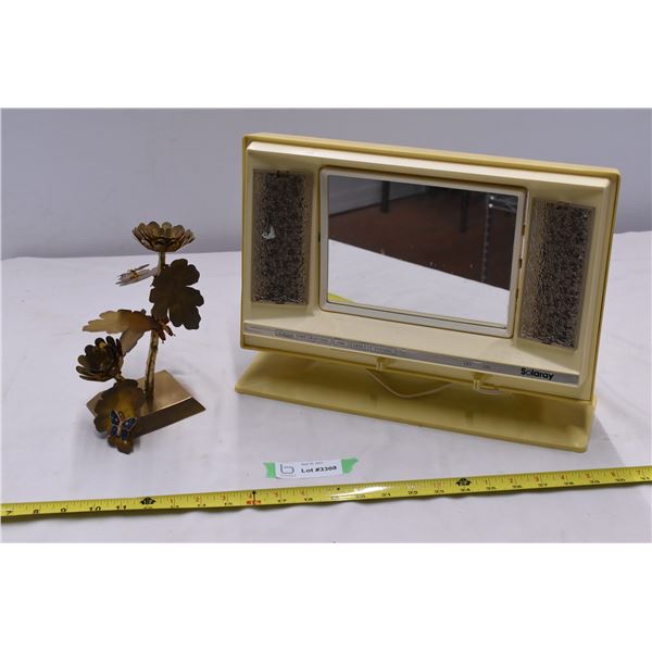 Plastic vanity w/ light (14.5"x11") & Metal flower ornament