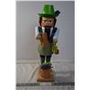 Image 1 : Nutcracker - 18" Tall