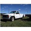 Image 1 : 1994 GMC Sierra 450 2500 SL - Running, platable in SK (needs battery - 296K)