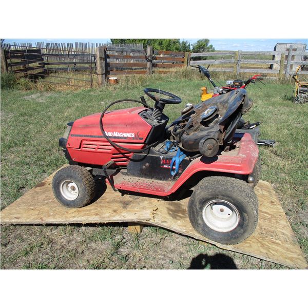 Yard Machines Lawn Mower (for parts)- first 77 items are remote pickup near Tessier, SK