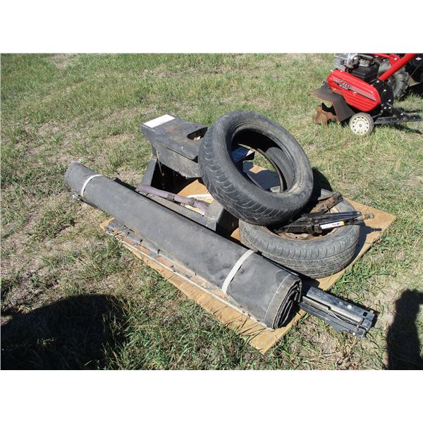 5 wheel hitch   misc- first 77 items are remote pickup near Tessier, SK
