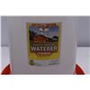 Image 3 : Poultry waterer & 2 non-spill jugs