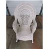Image 2 : Vintage Wicker Rocking Chair