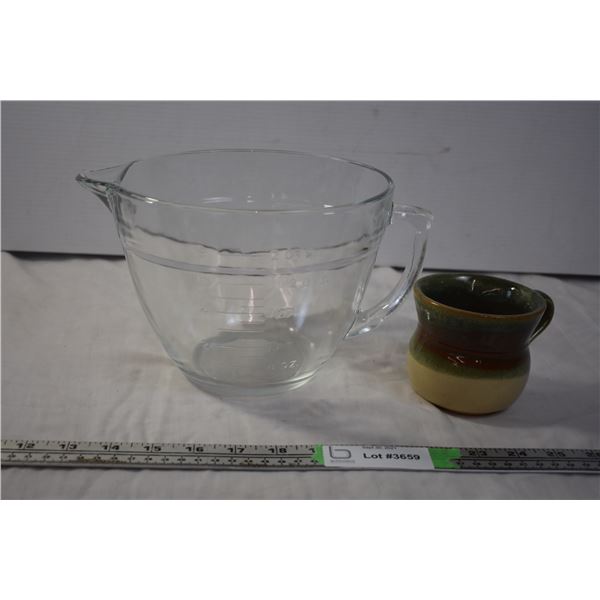 Anchor Hocking Measuring Cup with Mug