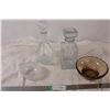 Image 1 : Two crystal decanters, one crystal bowl, one glass bowl