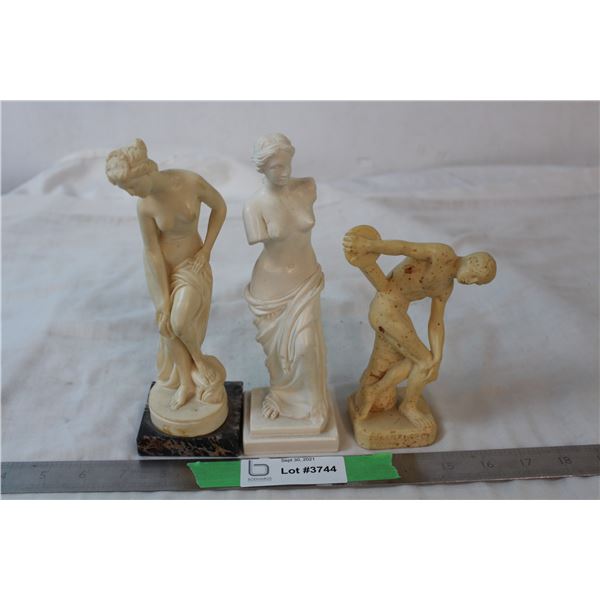 Statuette of Venus and two other classic sculputres Plaster