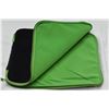 Image 3 : Pyrex Portable Dish Bag, Padded Green Laptop Pouch